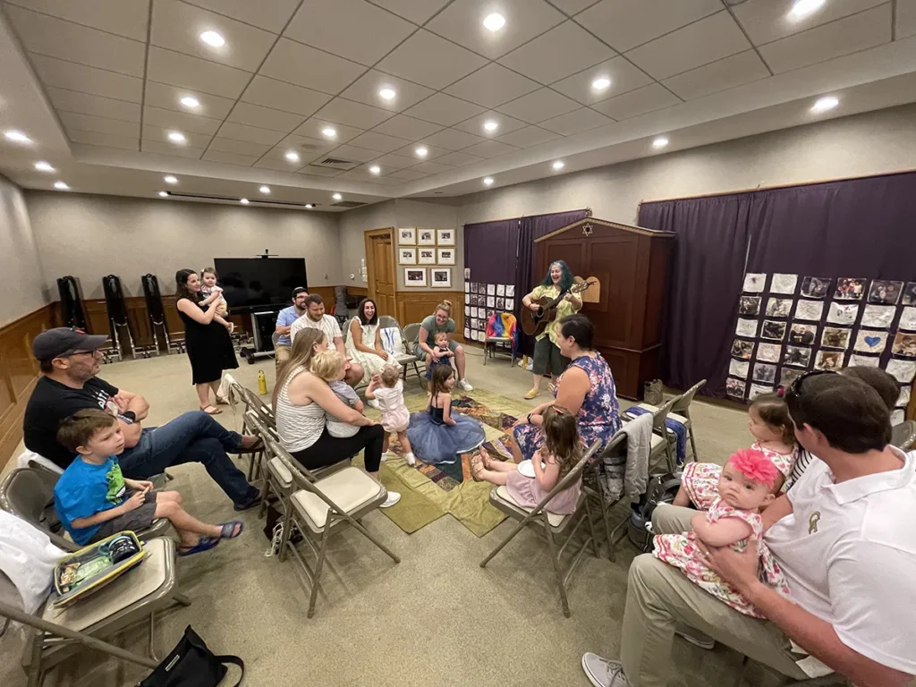 families with young children attending Tot Shabbat